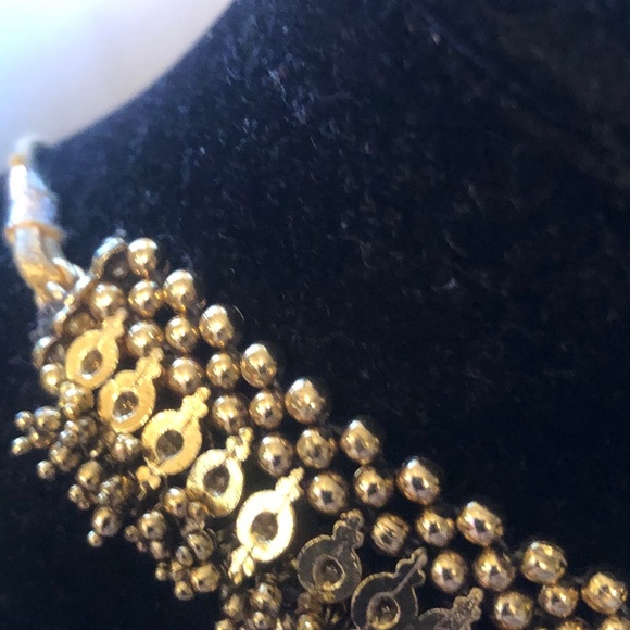 Vintage gold heavy metal mesh choker/ bib necklace with tie-ups- preloved - Picture 5 of 9